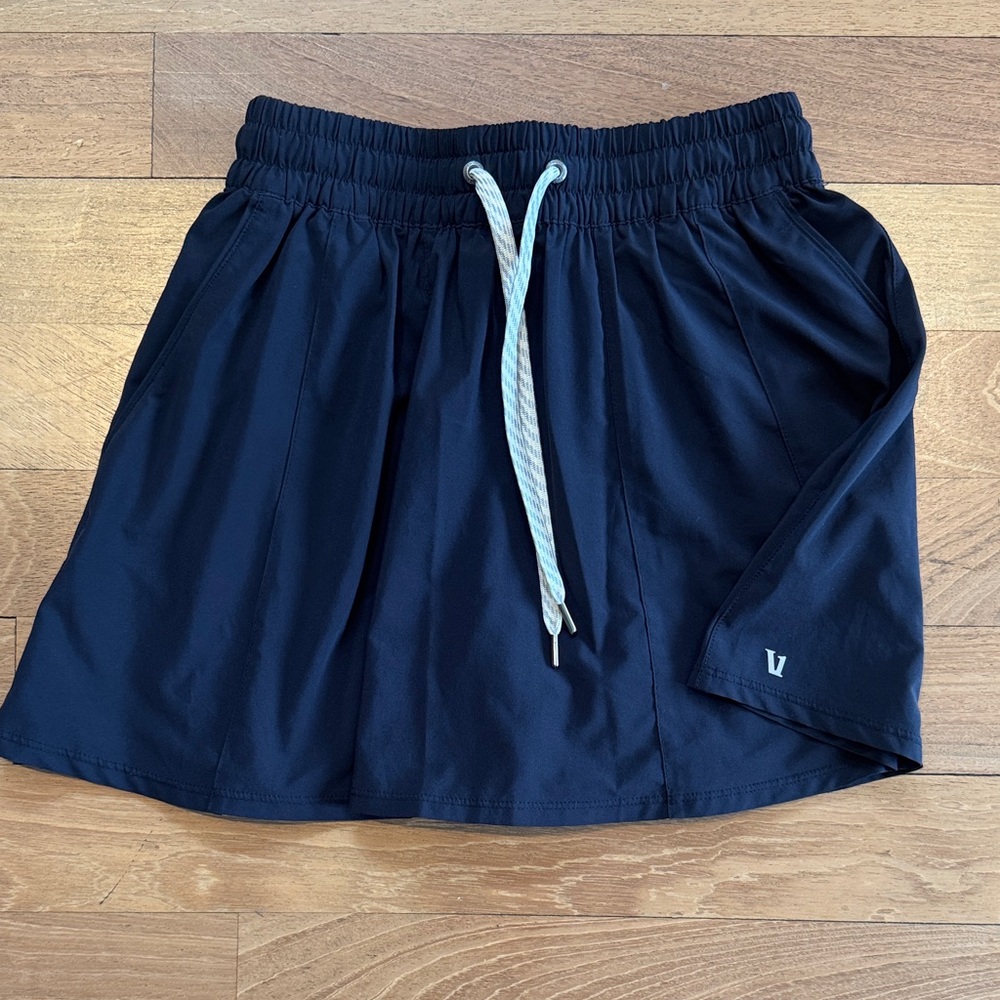 Black Vuori Athletic Skirt with Drawstring